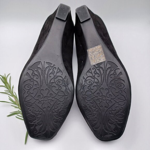 Noblez Ballet-Toe Wedge Heels - Picture 8 of 9